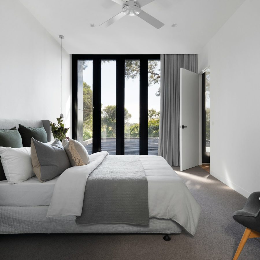 r-architecture-A0aoiM8doMk-unsplash