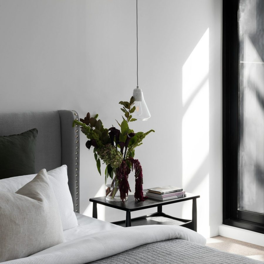 r-architecture-IZwmKiyOdMI-unsplash